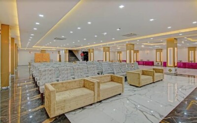 Hotel Swess Grand, Tajganj, Agra