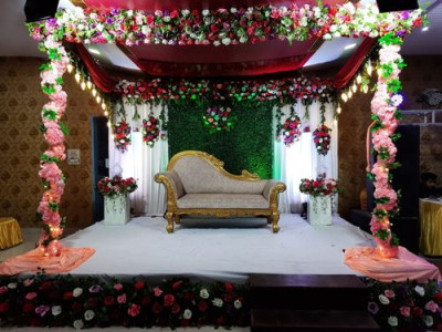 Hotel Manoj International, Kanpur Cantonment