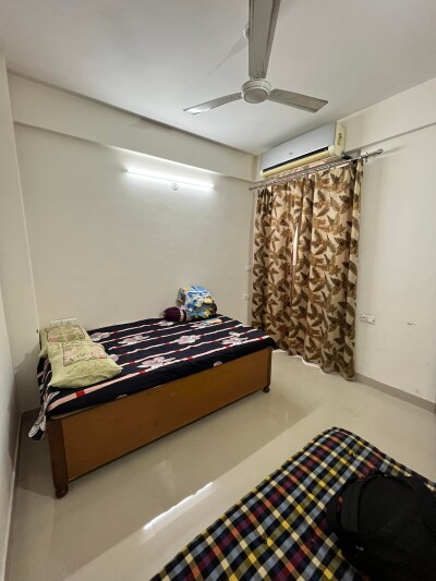 2 BHK apartment available in Gaur City 2 ,Noida-3