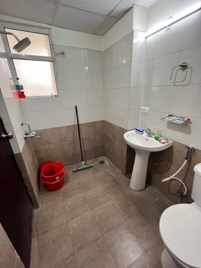 2 BHK apartment available in Gaur City 2 ,Noida-4