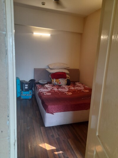 1bhk flat paras tierea Noida-5