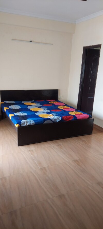 Room , Fully Furnished,Golf City plot 11, SECTOR 75, NOIDA