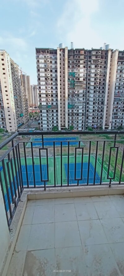 3 bhk semi furnished flat Sector 75 white house-11