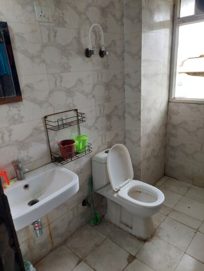 3bhk Fully furnished flat for rent sector 77  Available  in Royal city max