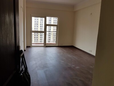 4 BHK Golf City plot 11, SECTOR 75, NOIDA