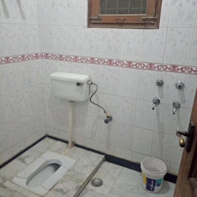 1 BHK rent Sector 12 Noida top floor available near Metro Station 9911149097-6